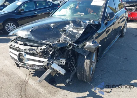 2015 Mercedes-Benz C 300 Sport from USA, damaged, VIN 55SWF4JBXFU048615